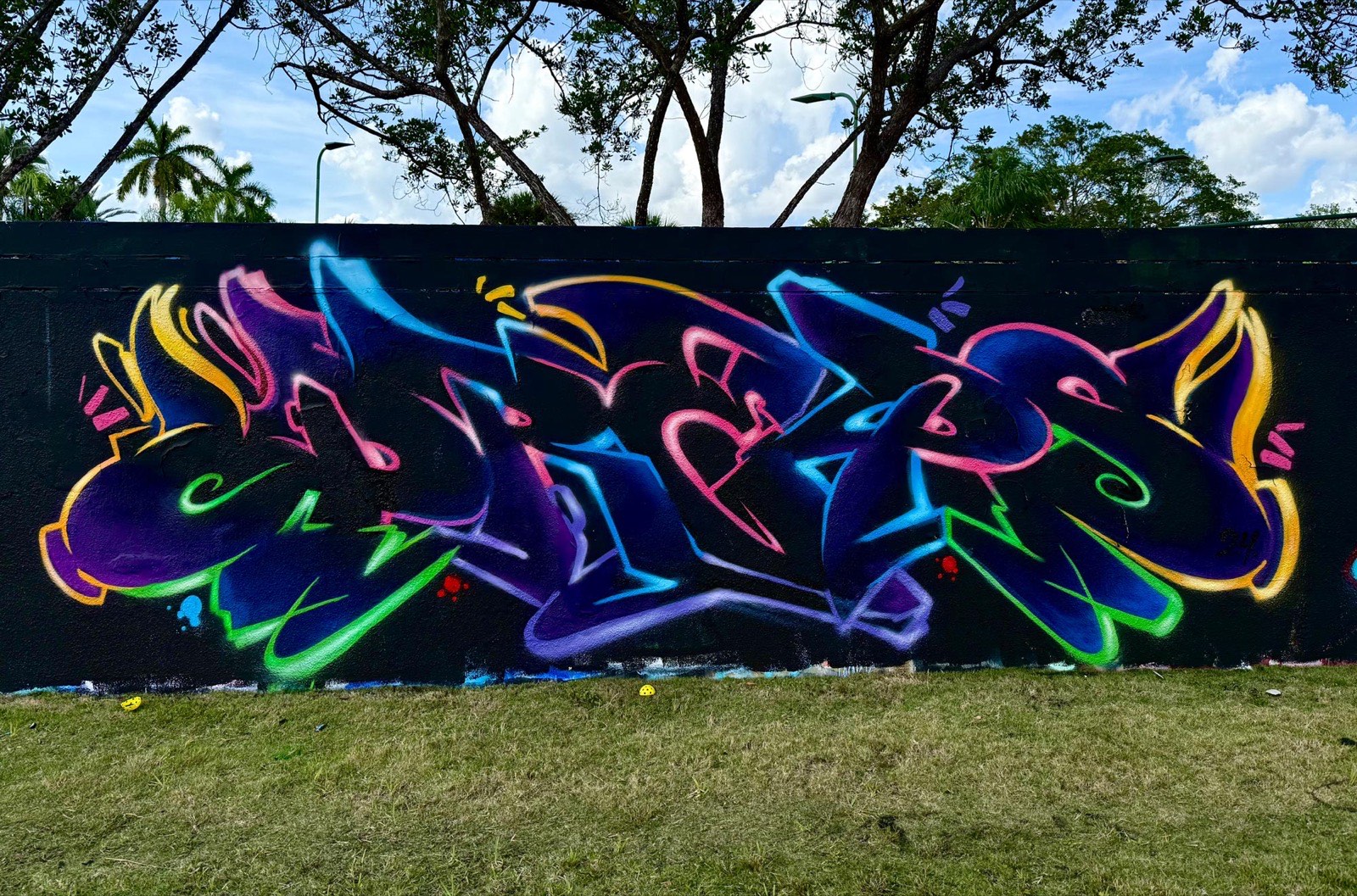 Graffiti mural in Miami