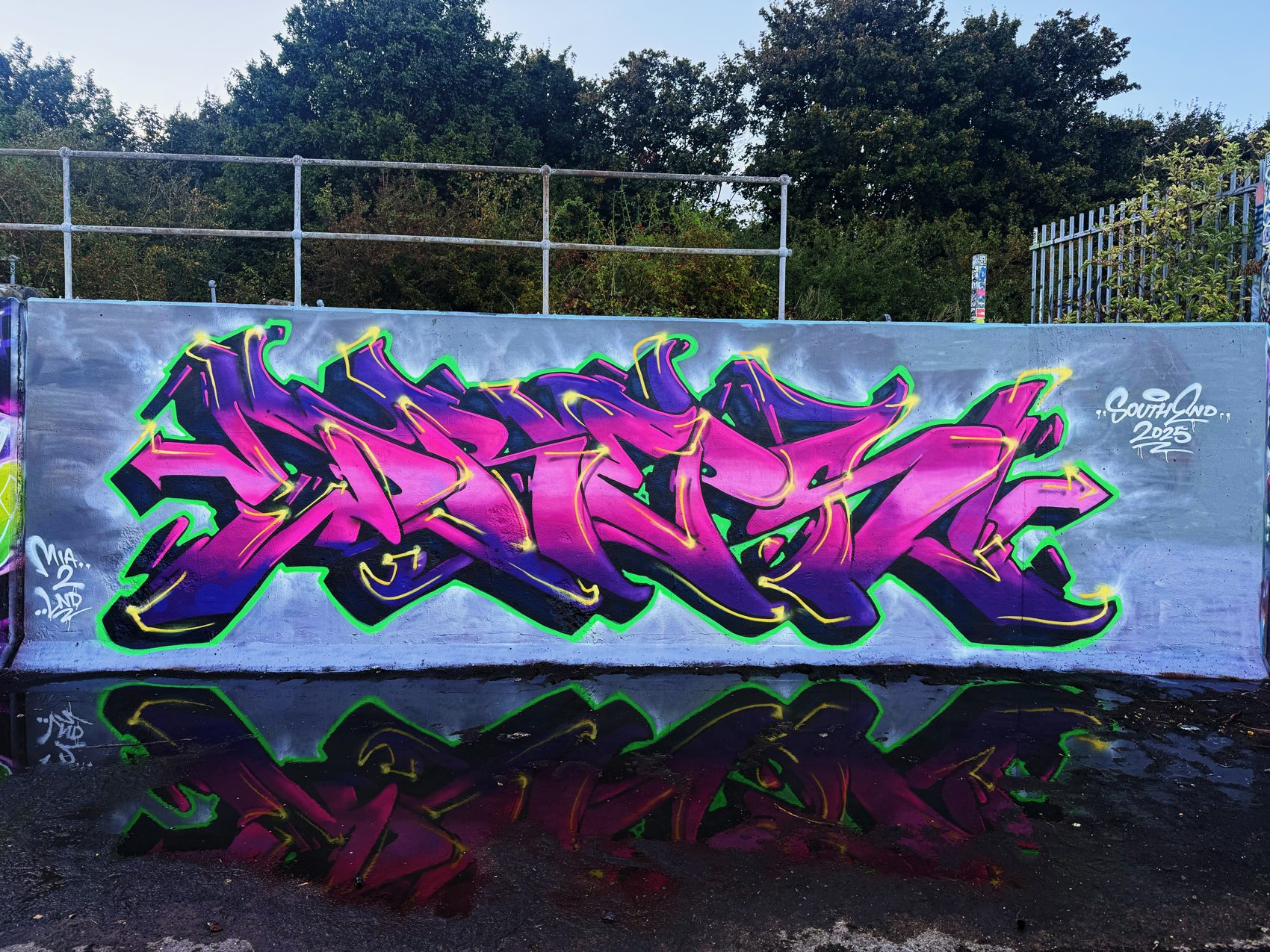 Graffiti tag piece