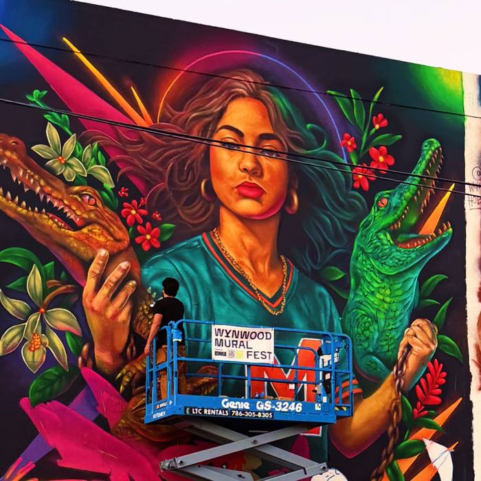 Colorful alligator mural painted by Miami mural artist DREPS in Wynwood